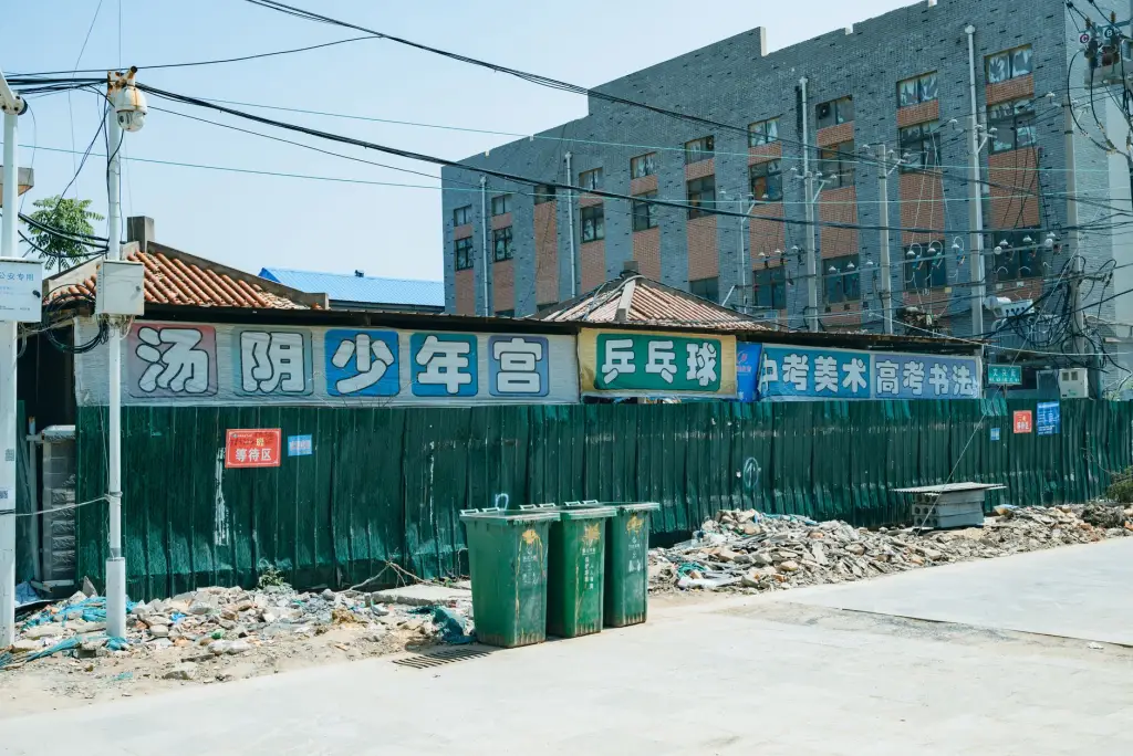 深圳电子游戏设备技术演进与电玩城运营模式创新