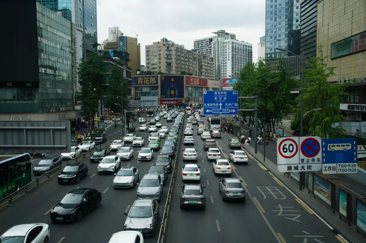 电玩城娱乐设备采购指南：互动游戏产品如何提升场地人气与营收