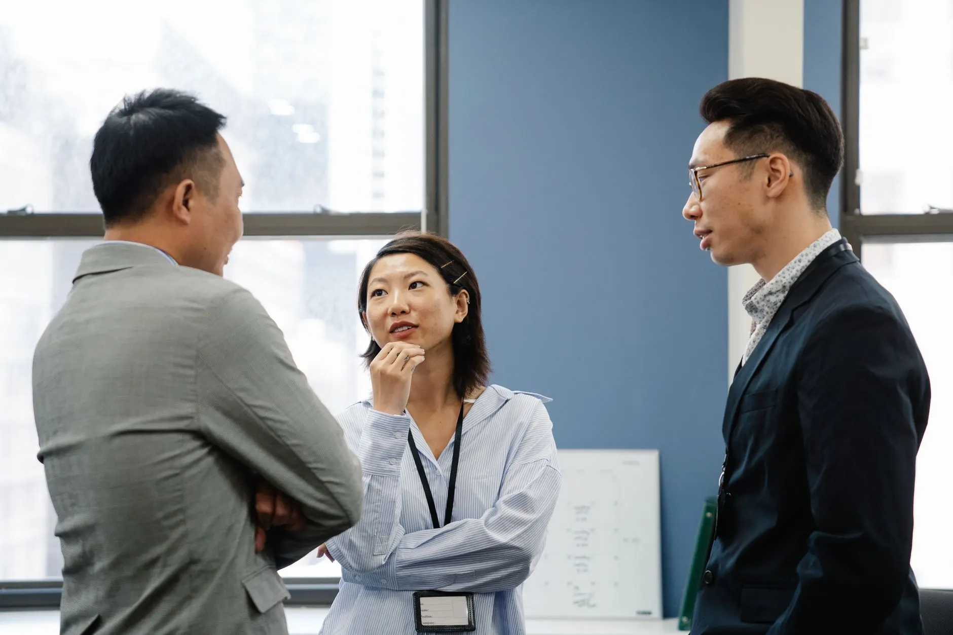深圳电子科技企业如何选择适合电玩城的互动游戏设备方案
